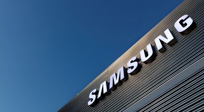 机器人盘点2025 CES的“脑洞”产品冰球突破爆百万大奖可拉伸屏幕、搂住你的(图3)