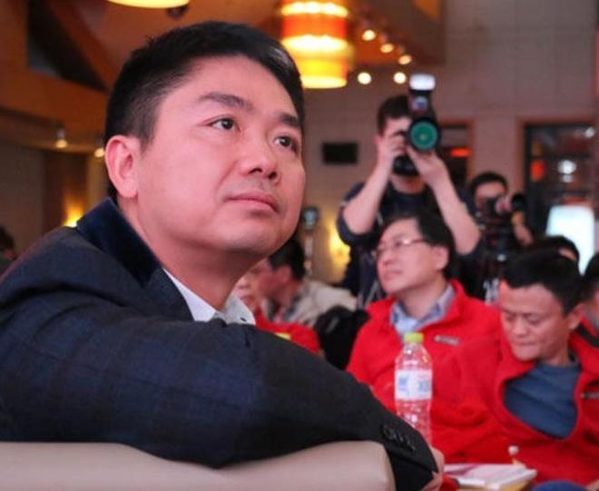 评释放了三个信号商界风向彻底变了冰球突破从格力到京东官媒接连批(图6)
