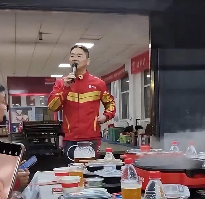 评释放了三个信号商界风向彻底变了冰球突破从格力到京东官媒接连批(图29)