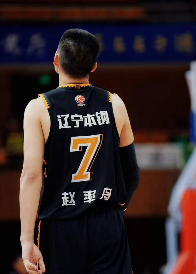 没机会全运会也被雪藏将重返老东家冰球突破辽篮队内首人离队诞生联赛(图2)